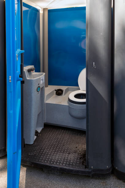 Best Porta potty rental near me  in Madison, WI